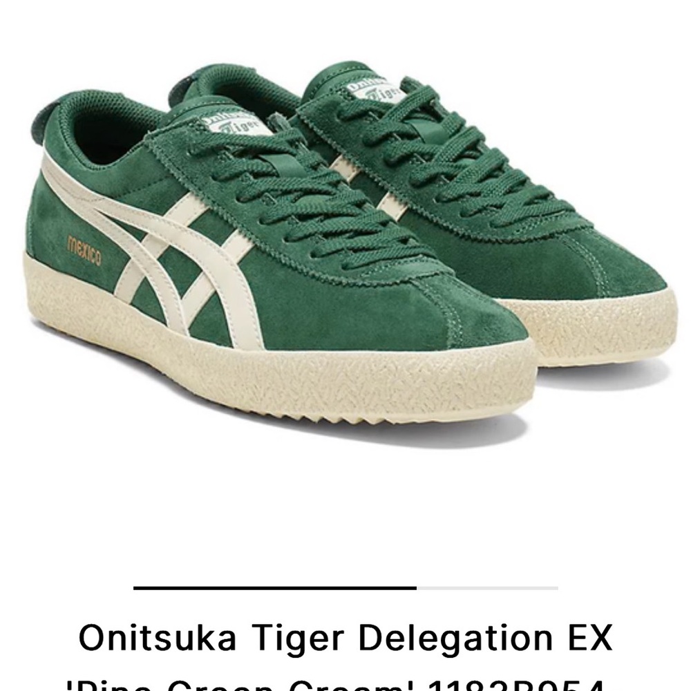 Stunning green pine onitsuka tiger Mexico 66 shoes in a EU 37.5. This is unisex